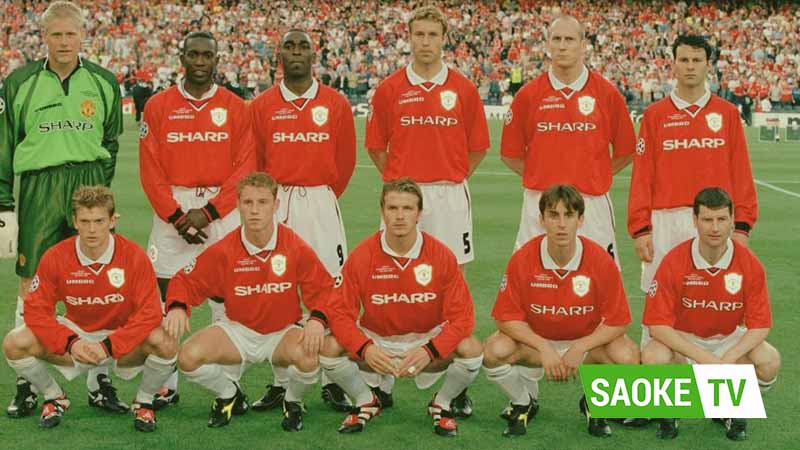 Vị trí số 4 - Đội hình Manchester United (1999) Kỷ Nguyên Của Cú Ăn Ba